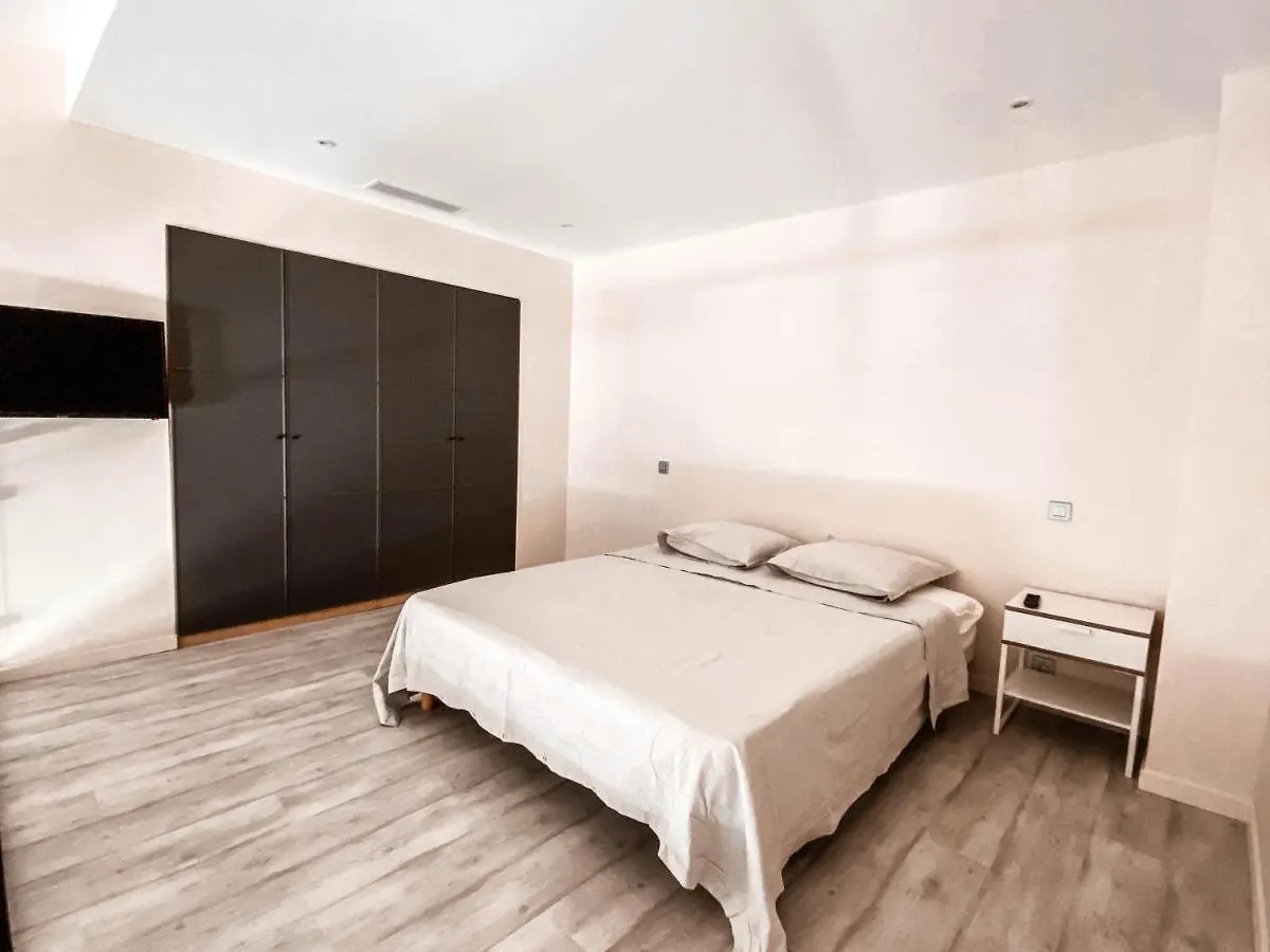 Residence Du Batailler Le Lavandou 0*,